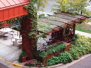 Downtown-Plaza-Patio